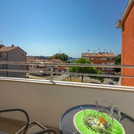 Saten Suite Apartment Near The Beach ポレッチ エクステリア 写真